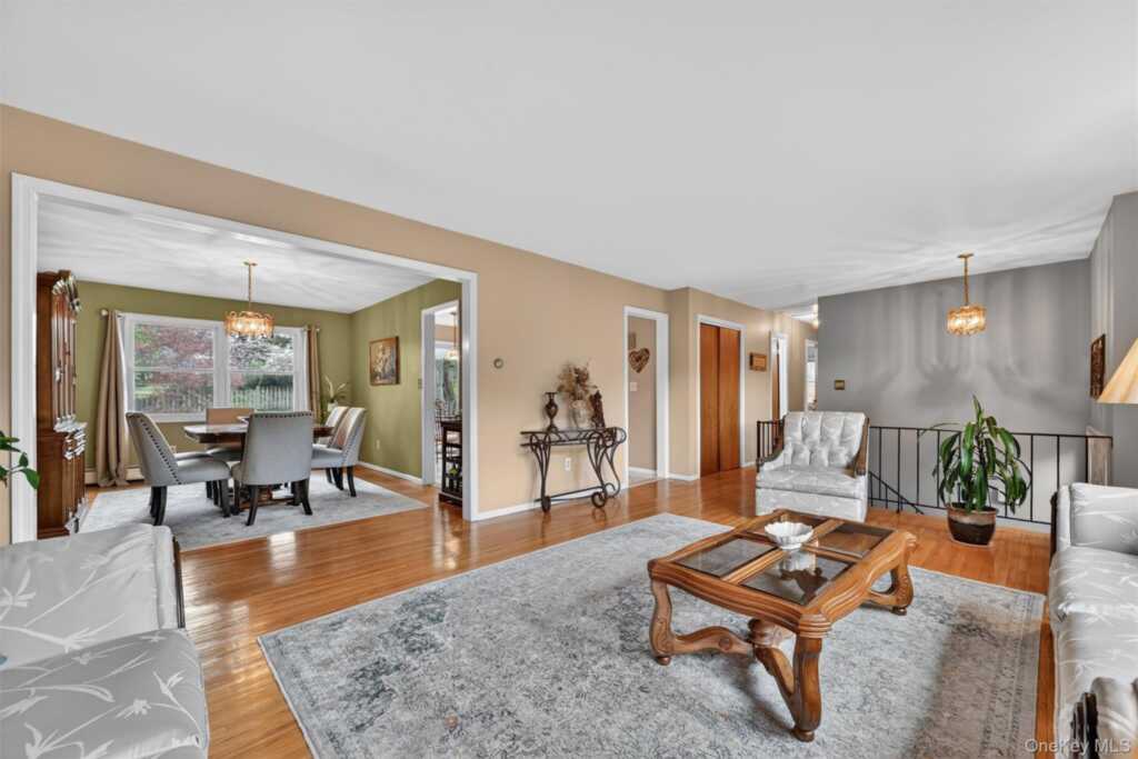 8 Cartwright Road, Stony Point, NY 10980 - Photo 9 of 42