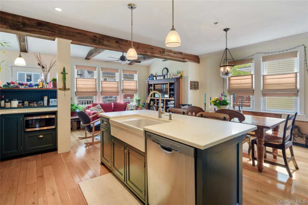 12 Marathon Place, Rye, NY 10573 - Photo 13 of 47