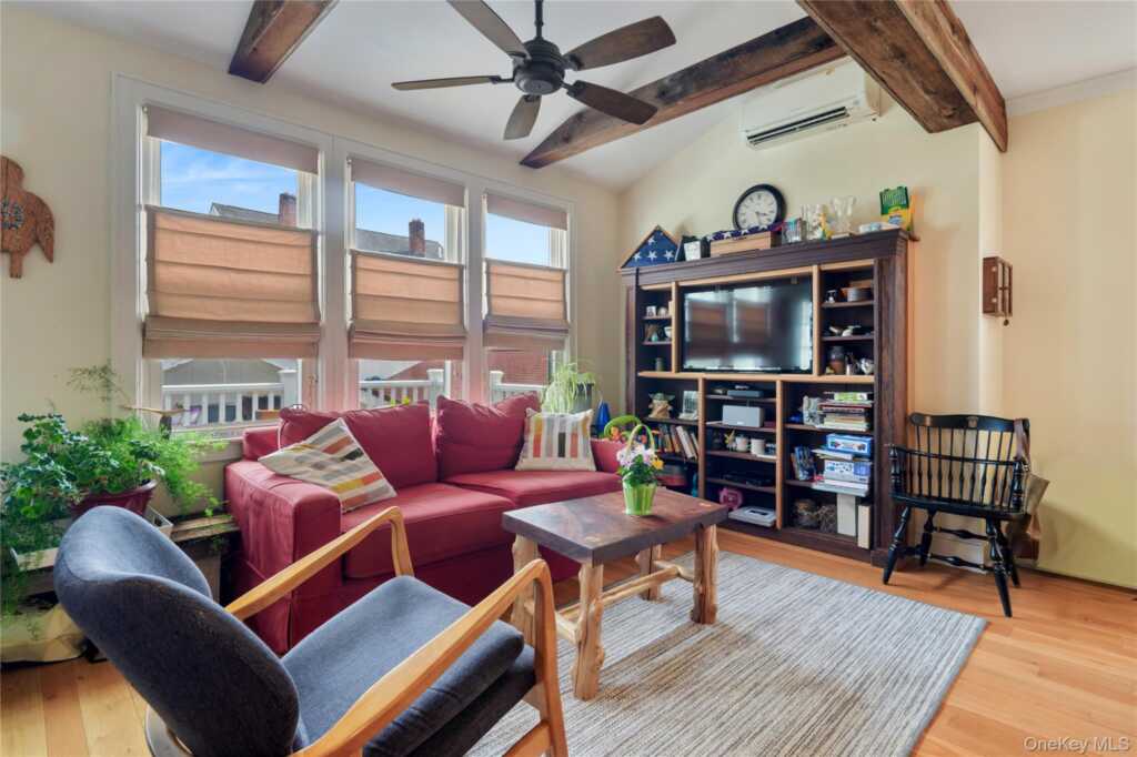 12 Marathon Place, Rye, NY 10573 - Photo 14 of 47