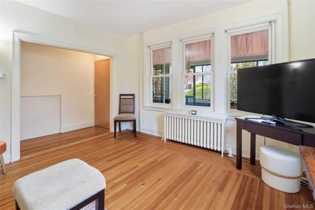 12 Marathon Place, Rye, NY 10573 - Photo 25 of 47