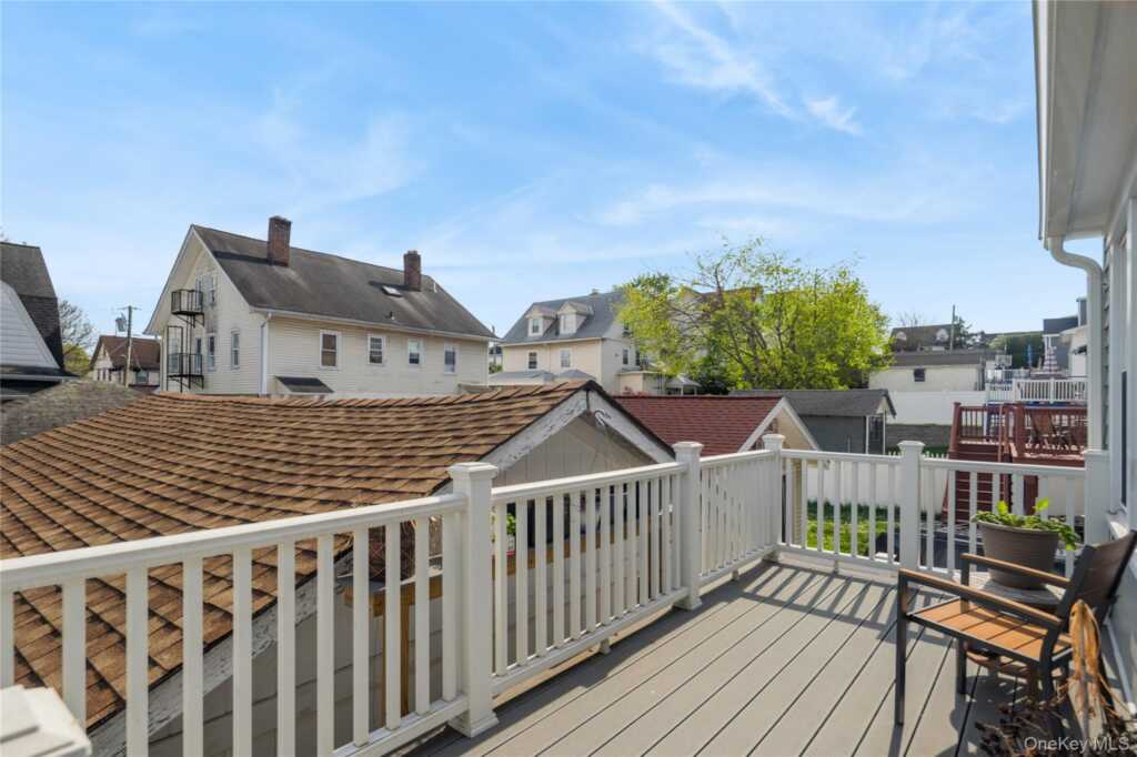 12 Marathon Place, Rye, NY 10573 - Photo 40 of 47