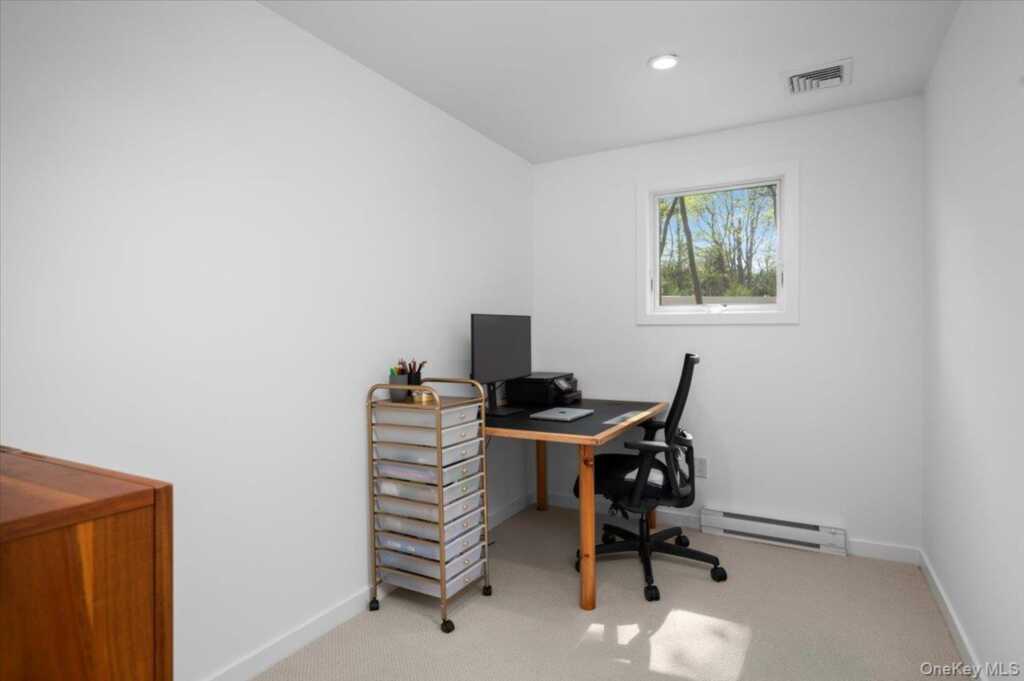 8 Fairlawn Parkway, Rye, NY 10573 - Photo 19 of 25