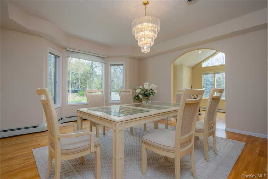 774 Haverstraw Road, Suffern, NY 10901 - Photo 10 of 40