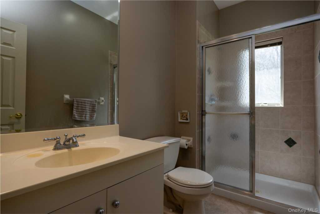 774 Haverstraw Road, Suffern, NY 10901 - Photo 18 of 40