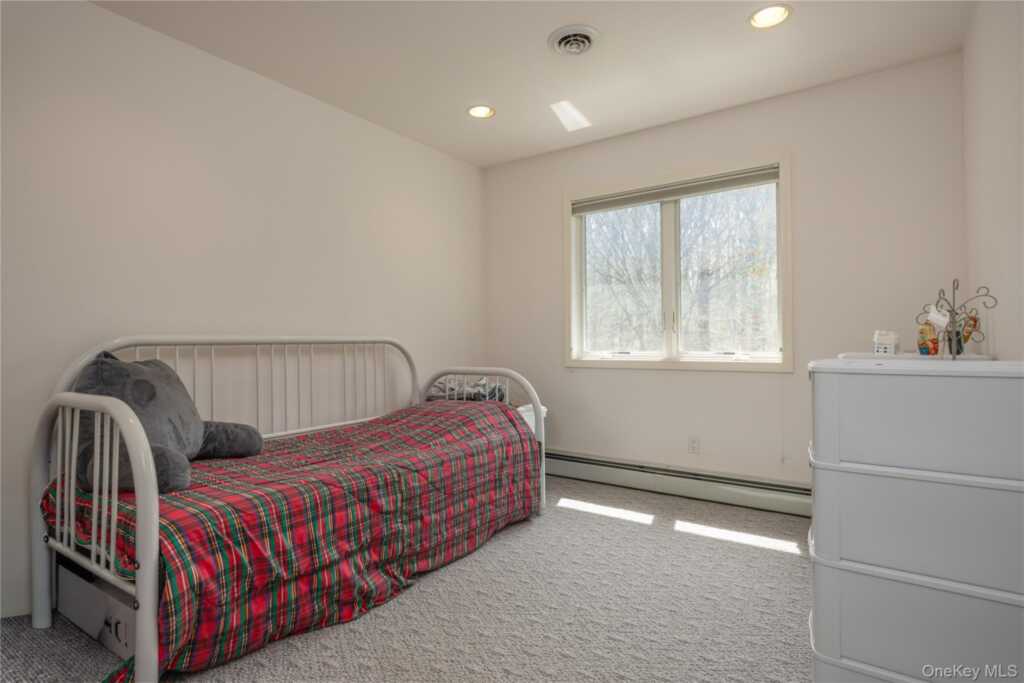 774 Haverstraw Road, Suffern, NY 10901 - Photo 24 of 40