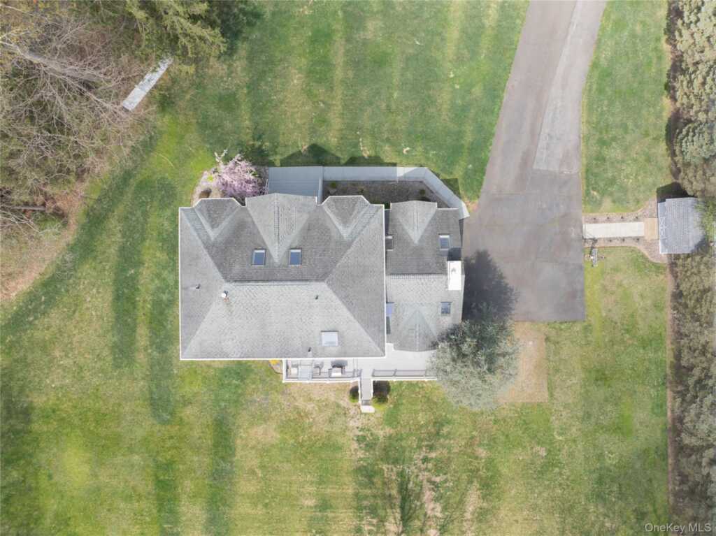 774 Haverstraw Road, Suffern, NY 10901 - Photo 38 of 40