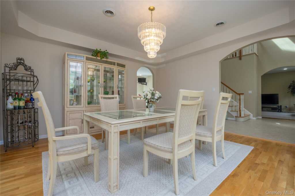 774 Haverstraw Road, Suffern, NY 10901 - Photo 9 of 40
