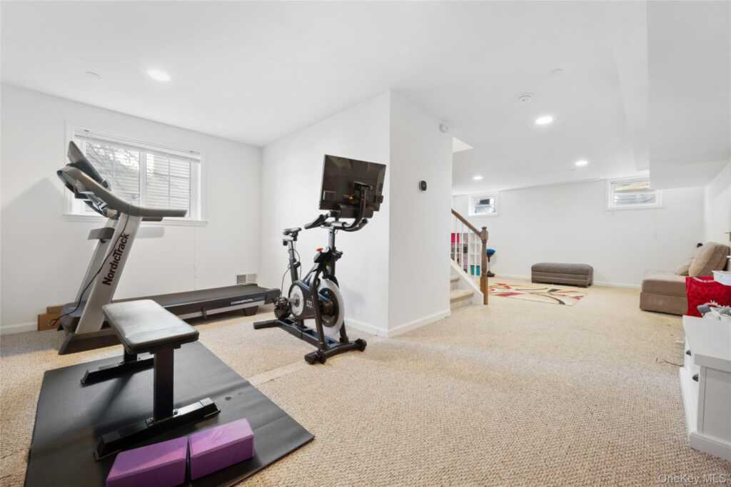 26 Bellefair Road, Rye, NY 10573 - Photo 19 of 33