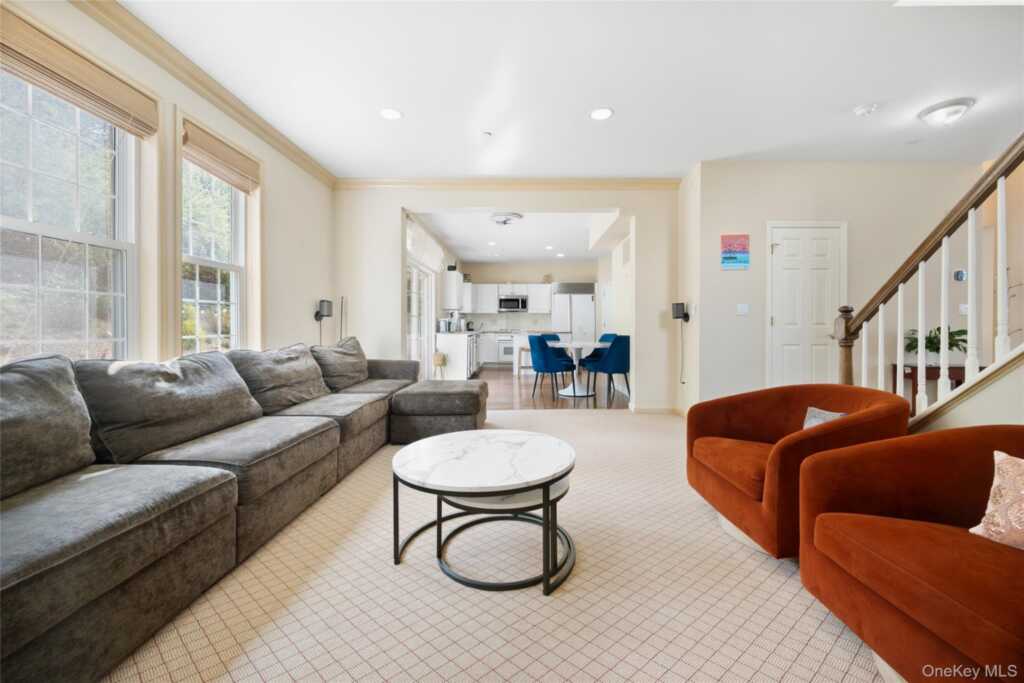 26 Bellefair Road, Rye, NY 10573 - Photo 5 of 33