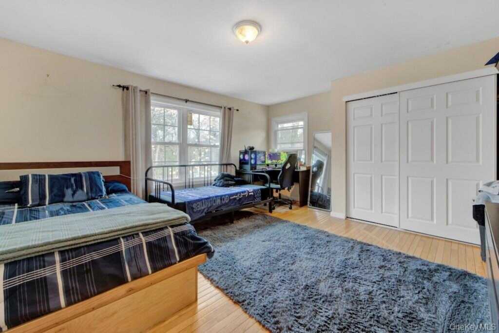 75 N Airmont Road, Suffern, NY 10901 - Photo 27 of 41