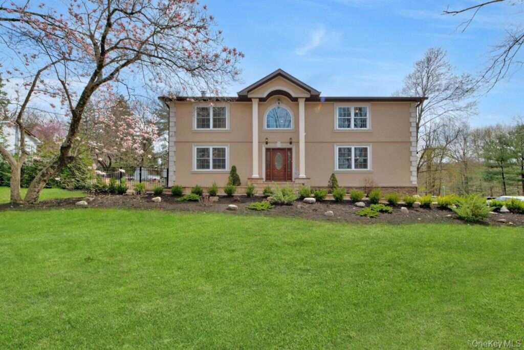 75 N Airmont Road, Suffern, NY 10901 - Photo 4 of 41