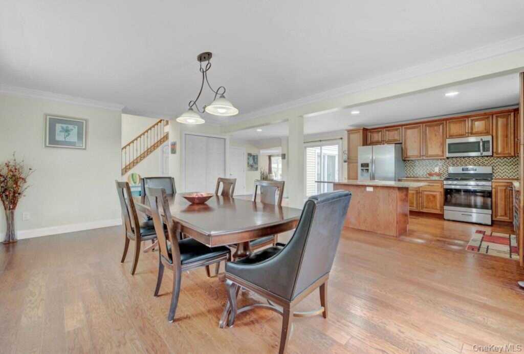 75 N Airmont Road, Suffern, NY 10901 - Photo 9 of 41