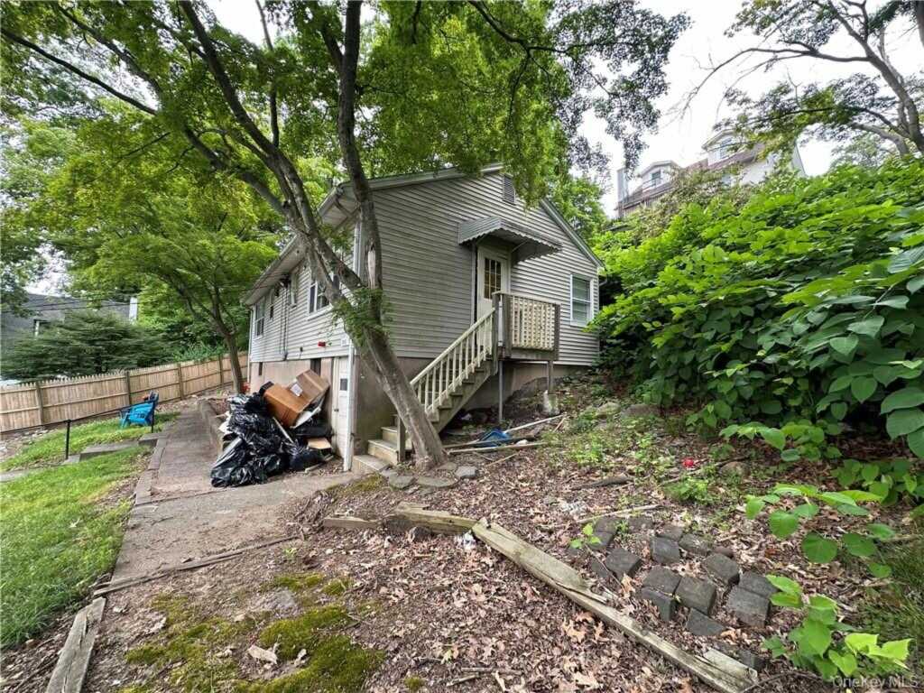 11 Chase Avenue, Nyack, NY 10960 - Photo 8 of 10