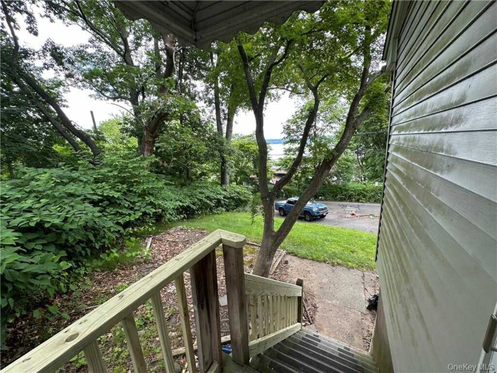 11 Chase Avenue, Nyack, NY 10960 - Photo 9 of 10