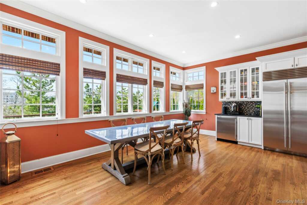 7 Brittany Lane, New Rochelle, NY 10805 - Photo 10 of 29