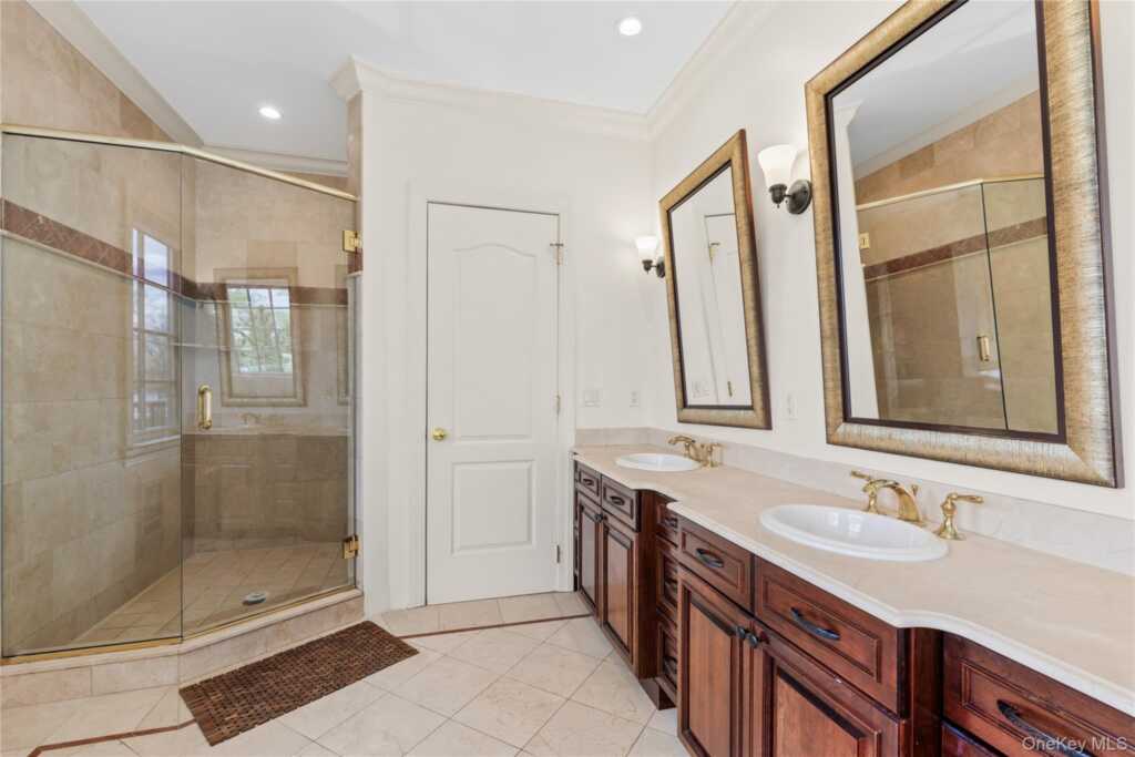 7 Brittany Lane, New Rochelle, NY 10805 - Photo 19 of 29