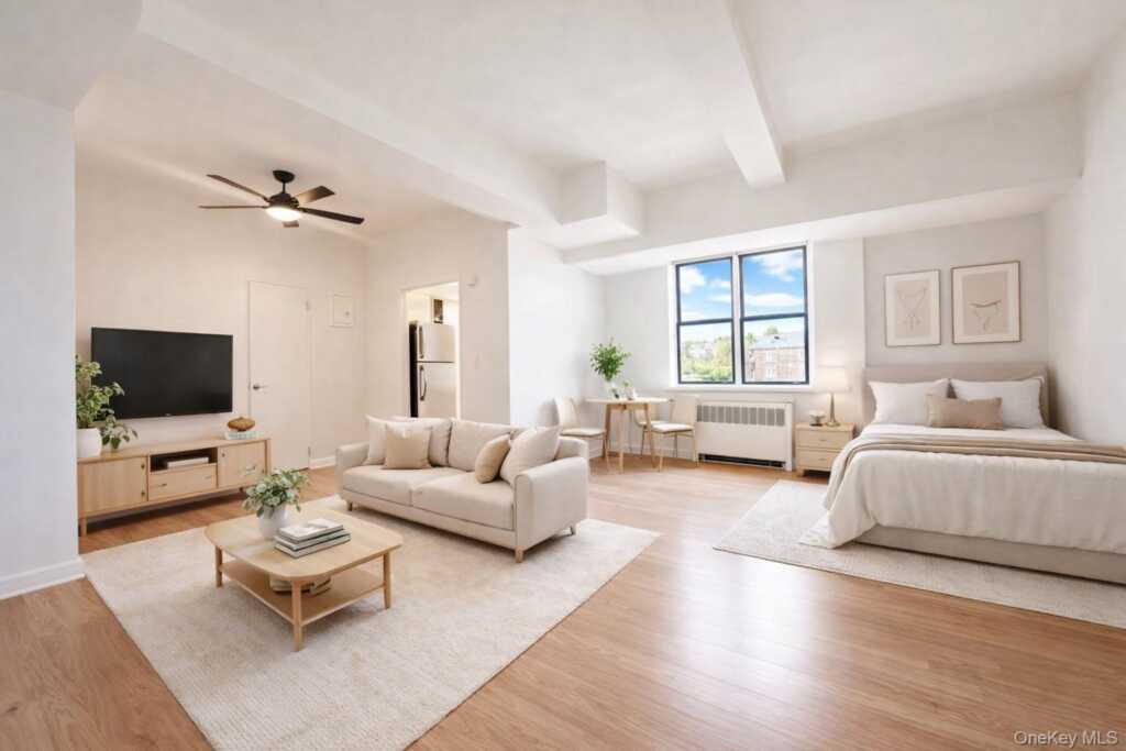 10 Franklin Avenue, Unit #2MEF, White Plains, NY 10601 - Photo 2 of 6