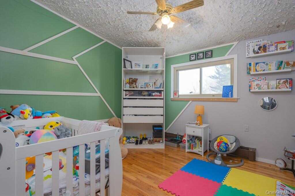 75 Tennyson Drive, Nanuet, NY 10954 - Photo 13 of 21