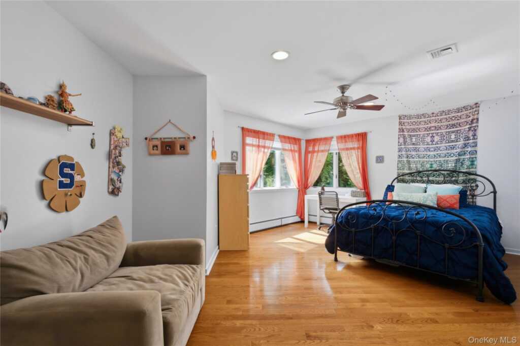 13 Zeck Court, Suffern, NY 10901 - Photo 23 of 36