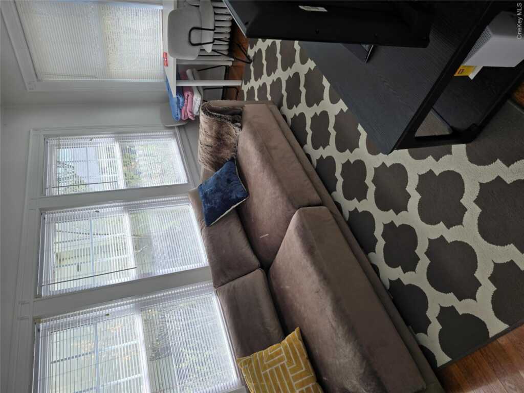 15 Roosevelt Avenue, Rye, NY 10580 - Photo 9 of 13