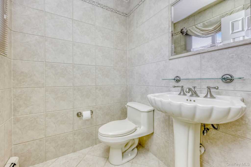 17 Brookline Way, New City, NY 10956 - Photo 11 of 21