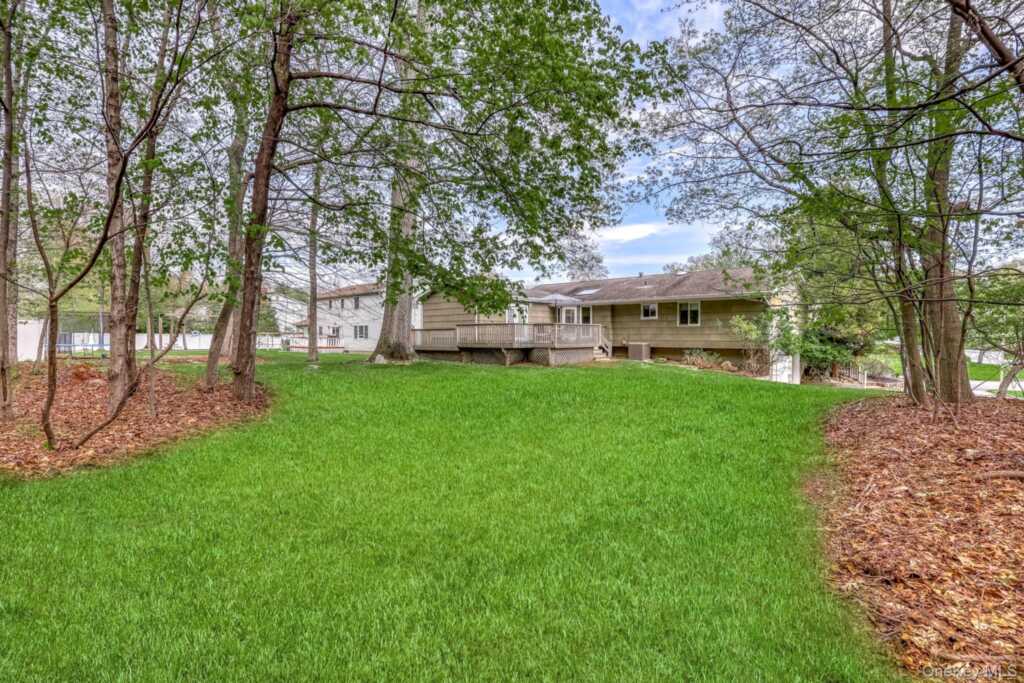 17 Brookline Way, New City, NY 10956 - Photo 19 of 21