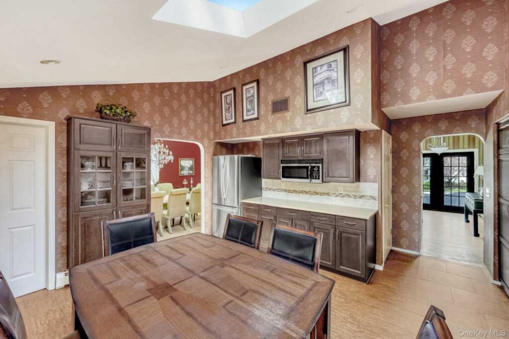 17 Brookline Way, New City, NY 10956 - Photo 8 of 21