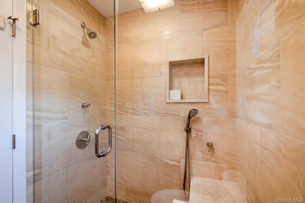 7 Carlton Lane, Rye, NY 10573 - Photo 14 of 44