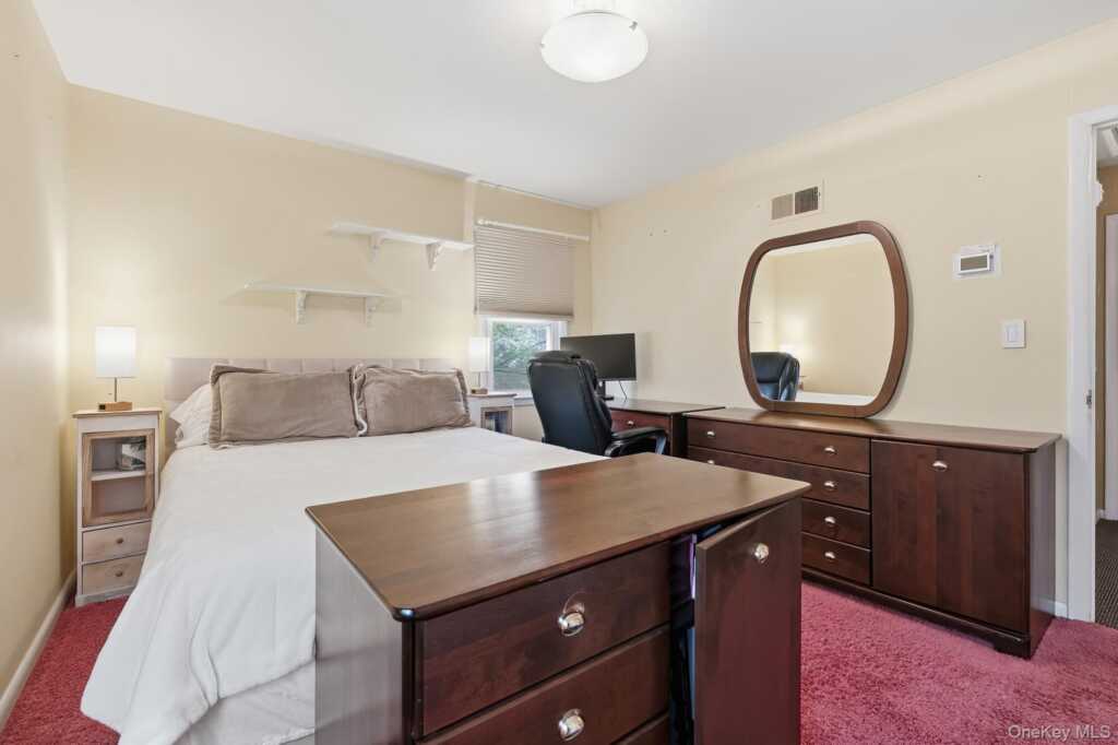 7 Carlton Lane, Rye, NY 10573 - Photo 21 of 44