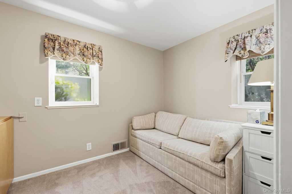 7 Carlton Lane, Rye, NY 10573 - Photo 26 of 44