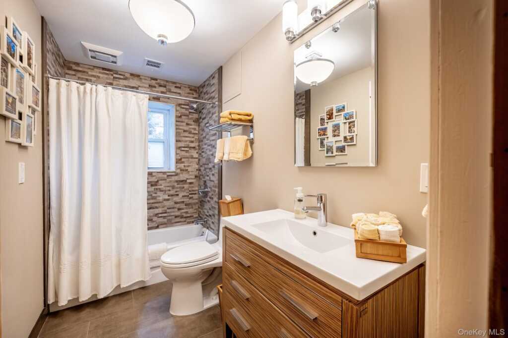 7 Carlton Lane, Rye, NY 10573 - Photo 27 of 44