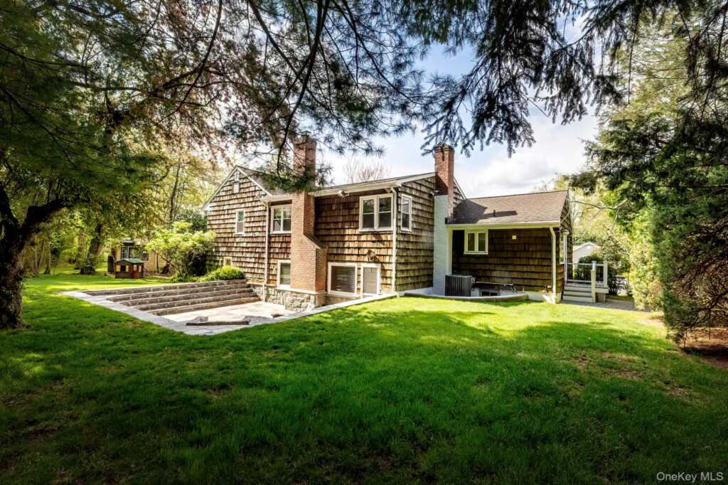 7 Carlton Lane, Rye, NY 10573 - Photo 32 of 44