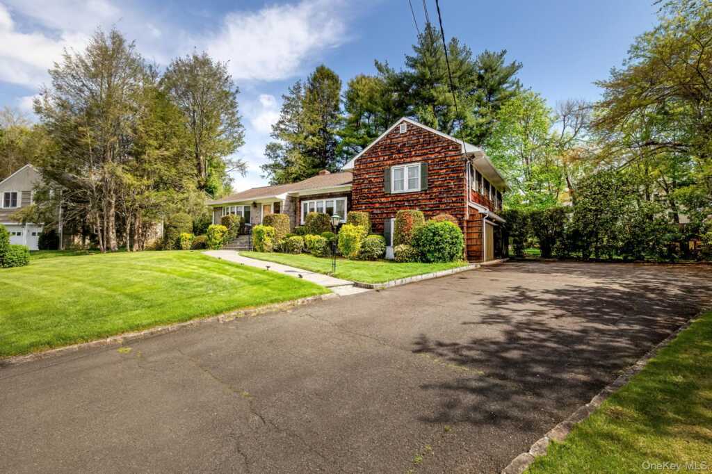 7 Carlton Lane, Rye, NY 10573 - Photo 38 of 44