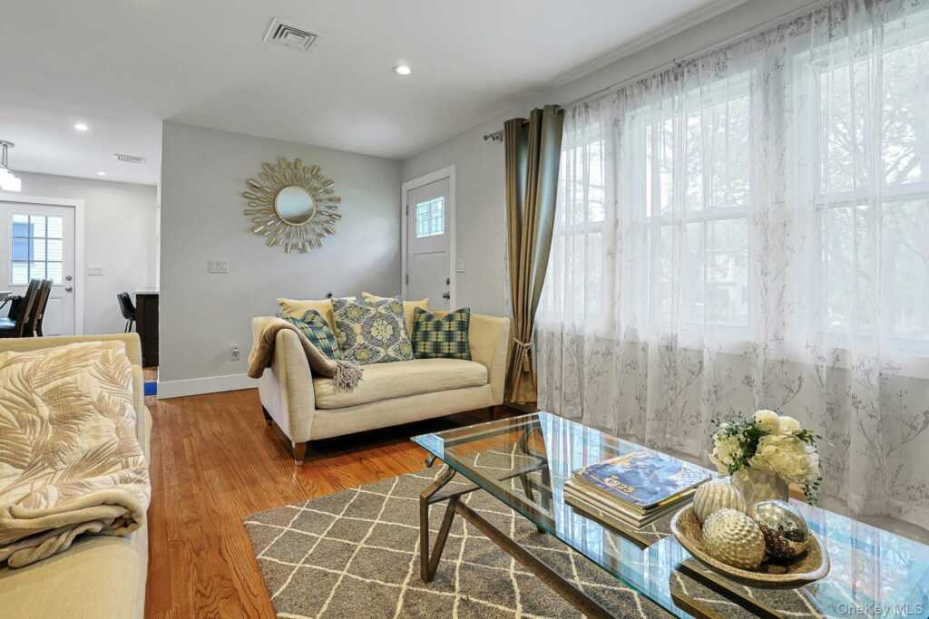 40 Sherwood Drive, Nanuet, NY 10954 - Photo 10 of 31