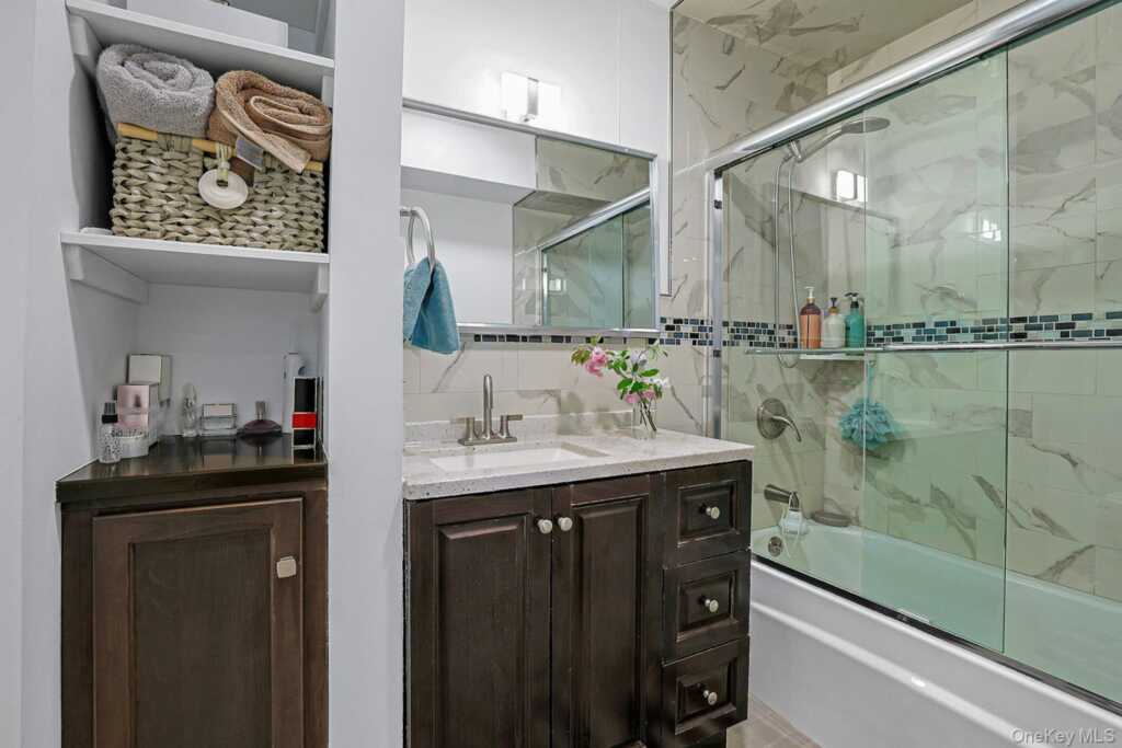 40 Sherwood Drive, Nanuet, NY 10954 - Photo 23 of 31