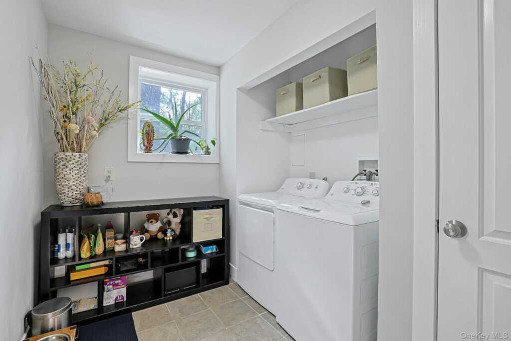 40 Sherwood Drive, Nanuet, NY 10954 - Photo 24 of 31