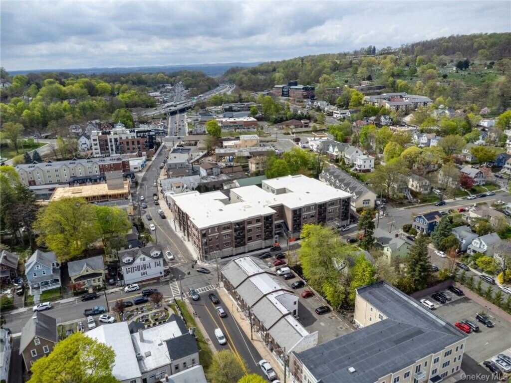 6 N Midland Avenue, Nyack, NY 10960 - Photo 13 of 15