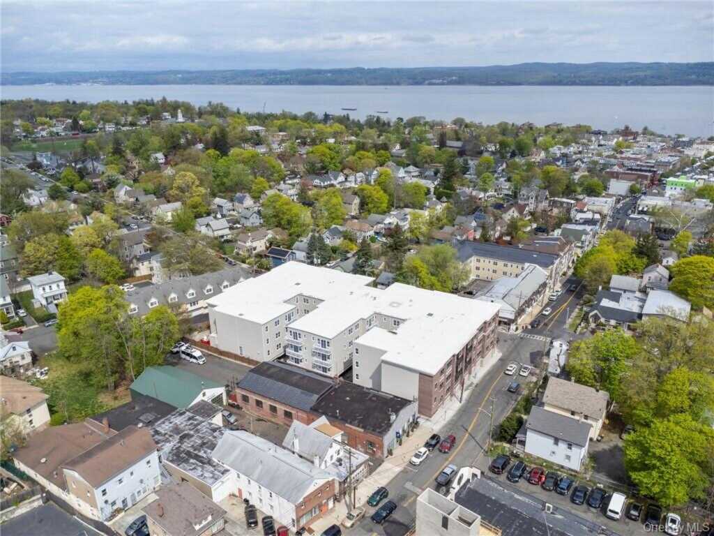 6 N Midland Avenue, Nyack, NY 10960 - Photo 14 of 15