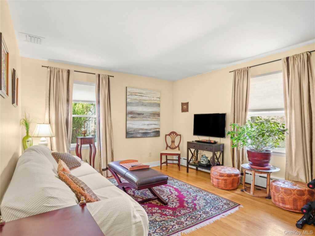 1035 Shore Acres Drive, Rye, NY 10543 - Photo 10 of 29