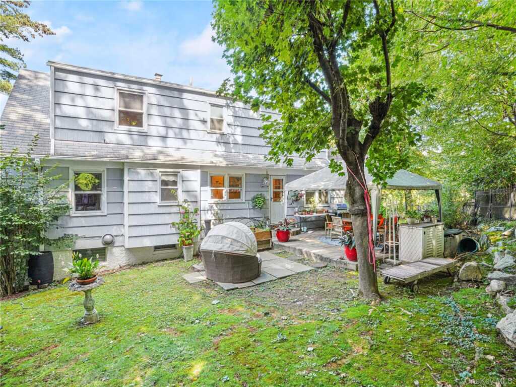1035 Shore Acres Drive, Rye, NY 10543 - Photo 21 of 29