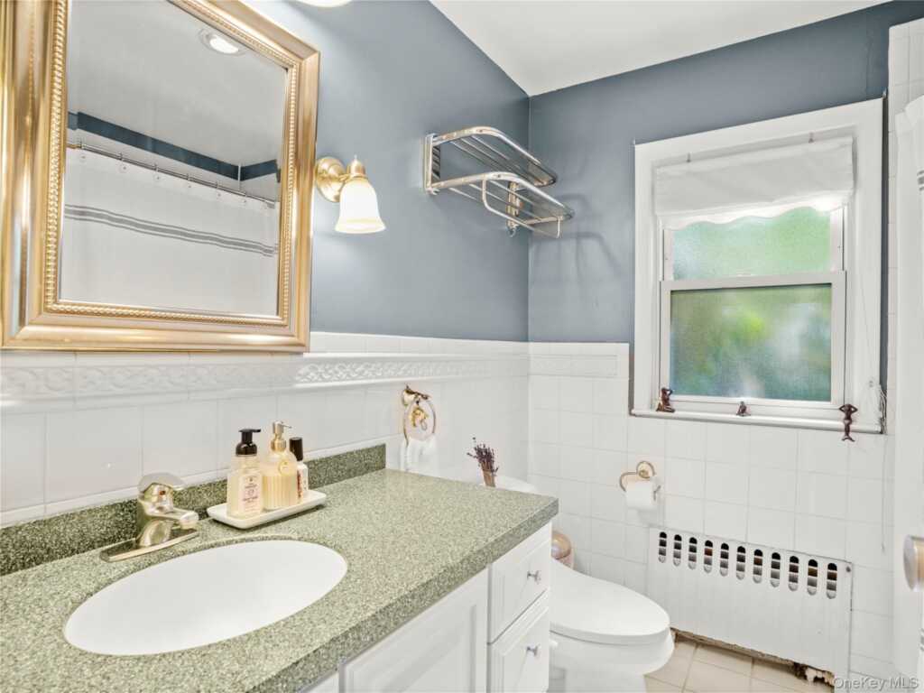 1035 Shore Acres Drive, Rye, NY 10543 - Photo 9 of 29