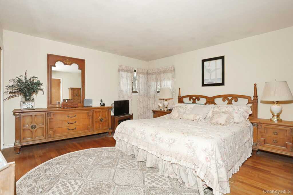 17 Scott Drive, New City, NY 10956 - Photo 10 of 40