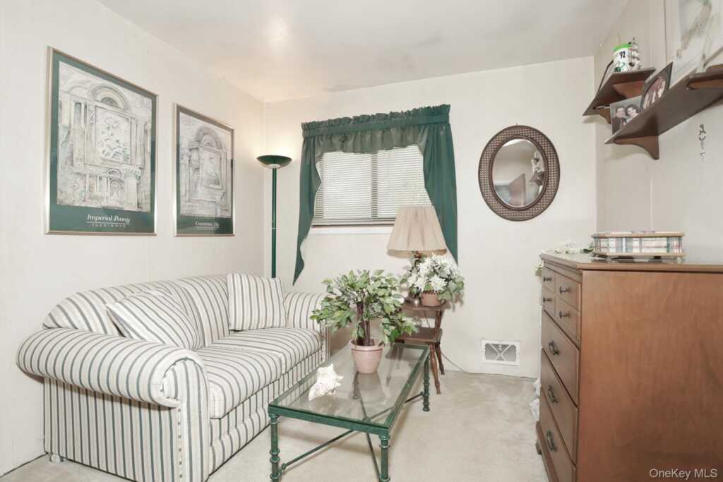 17 Scott Drive, New City, NY 10956 - Photo 13 of 40