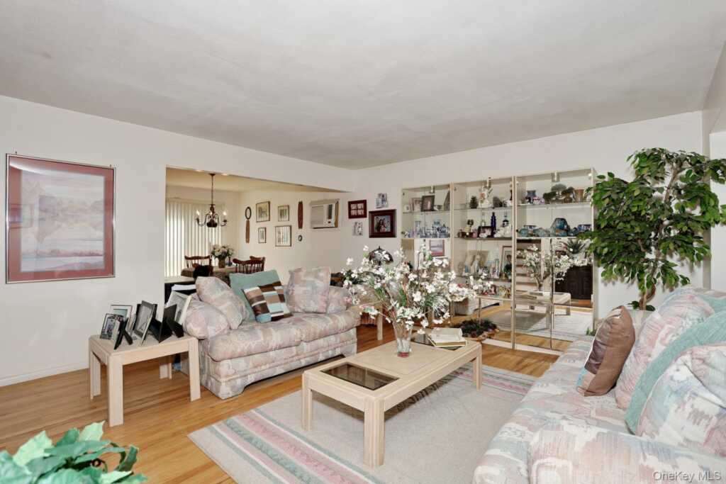 17 Scott Drive, New City, NY 10956 - Photo 3 of 40