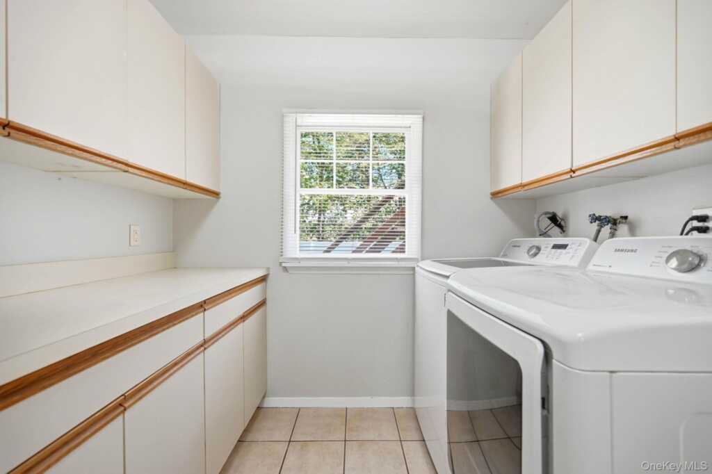 1 Muir Lane, New City, NY 10956 - Photo 36 of 42