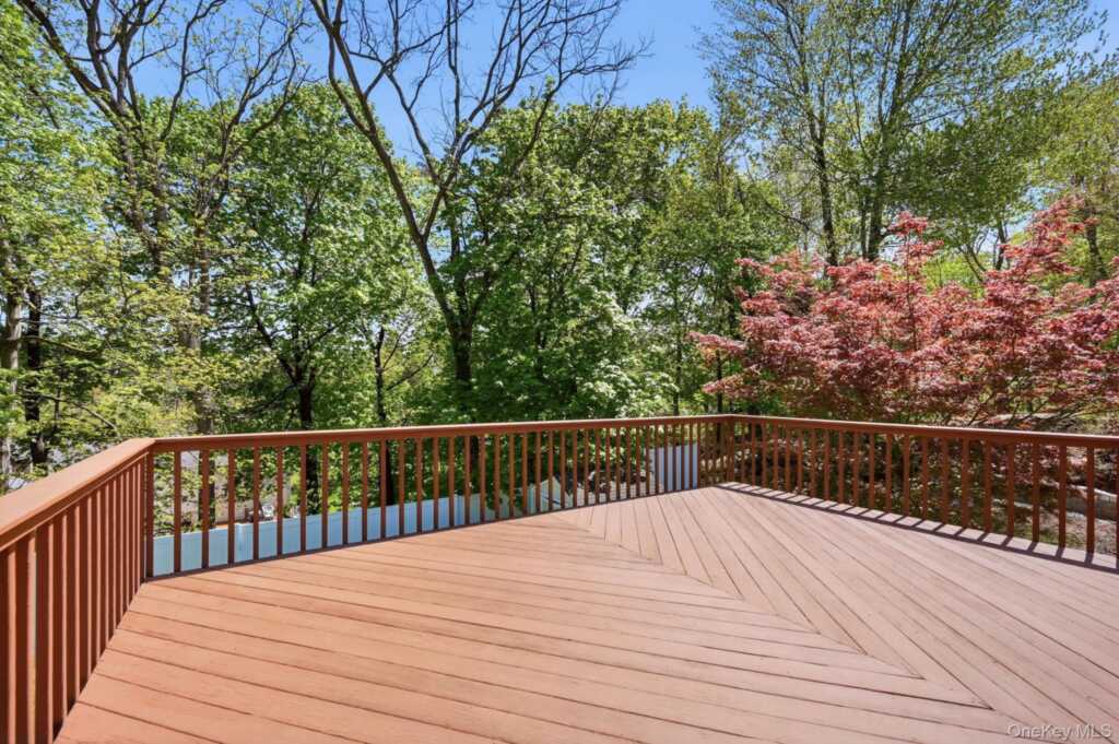 1 Muir Lane, New City, NY 10956 - Photo 9 of 42