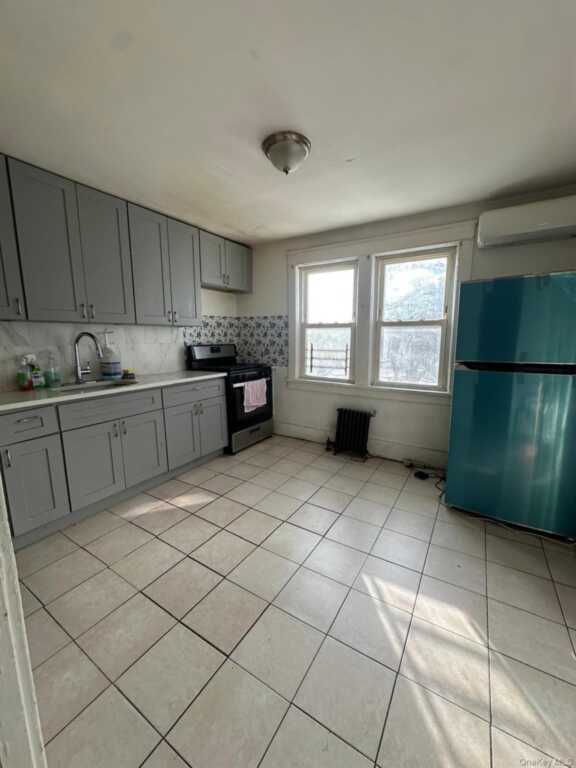 173 Crary Avenue, New Rochelle, NY 10550
