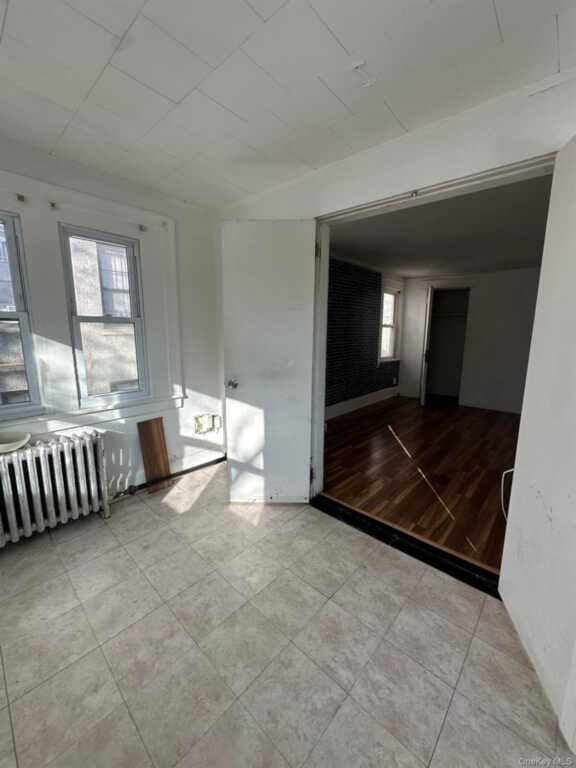173 Crary Avenue, New Rochelle, NY 10550 - Photo 4 of 5