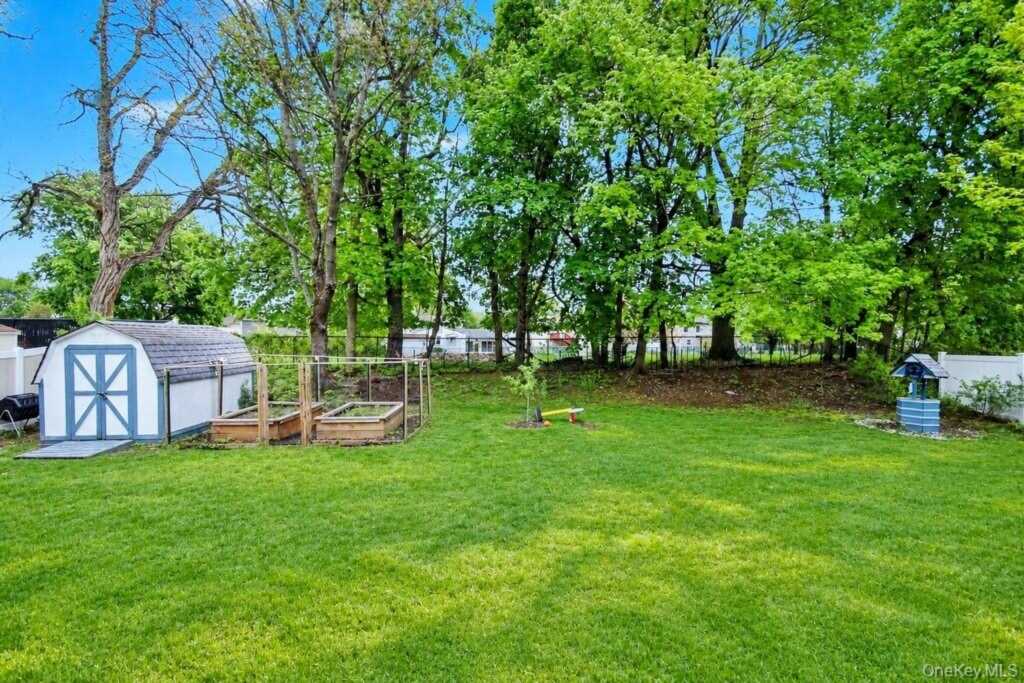 35 Sengstacken Drive, Stony Point, NY 10980 - Photo 16 of 17