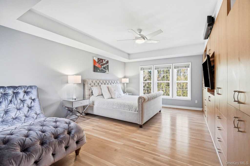 2 Legendary Circle, Rye, NY 10573 - Photo 12 of 32